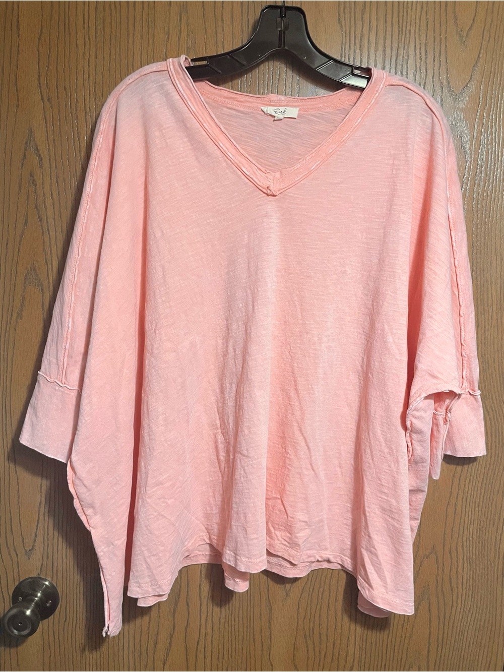 Easel Oversized Tee in Peach with V-Neck